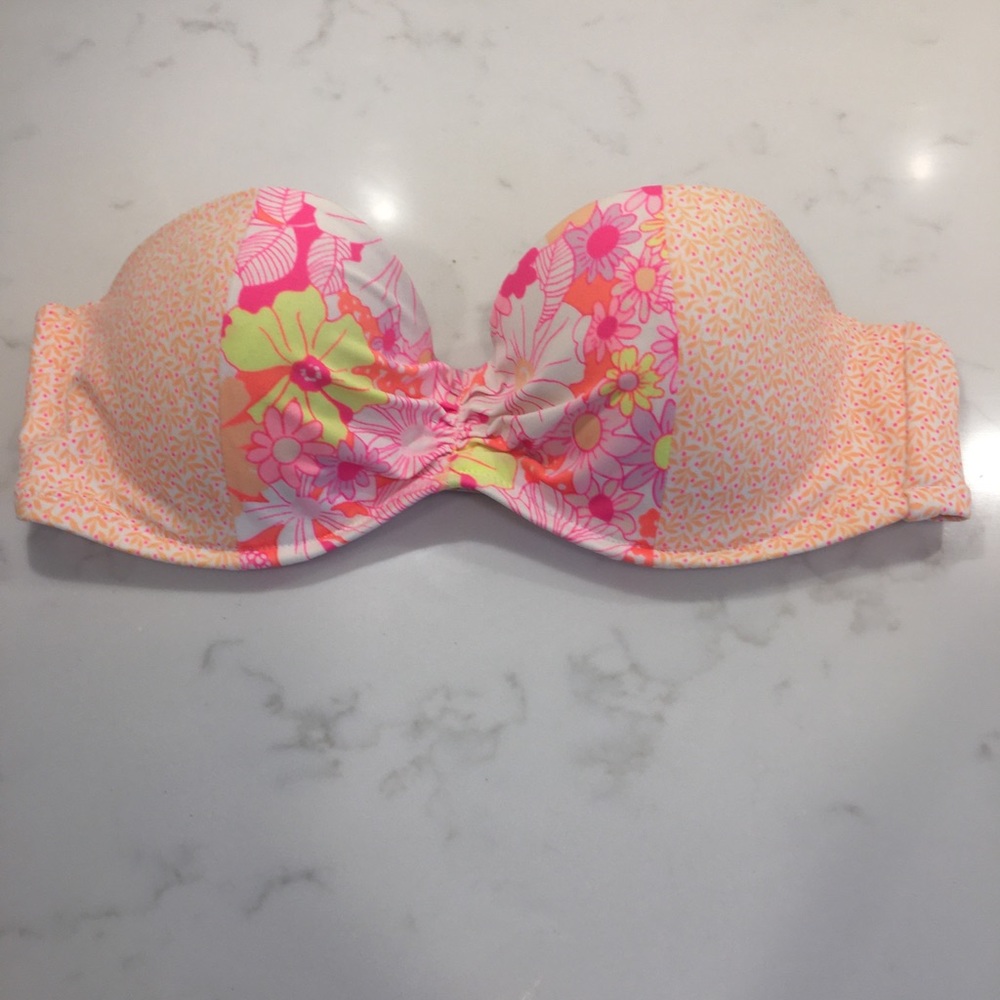 Victoria Secret 36 B bathing suit too